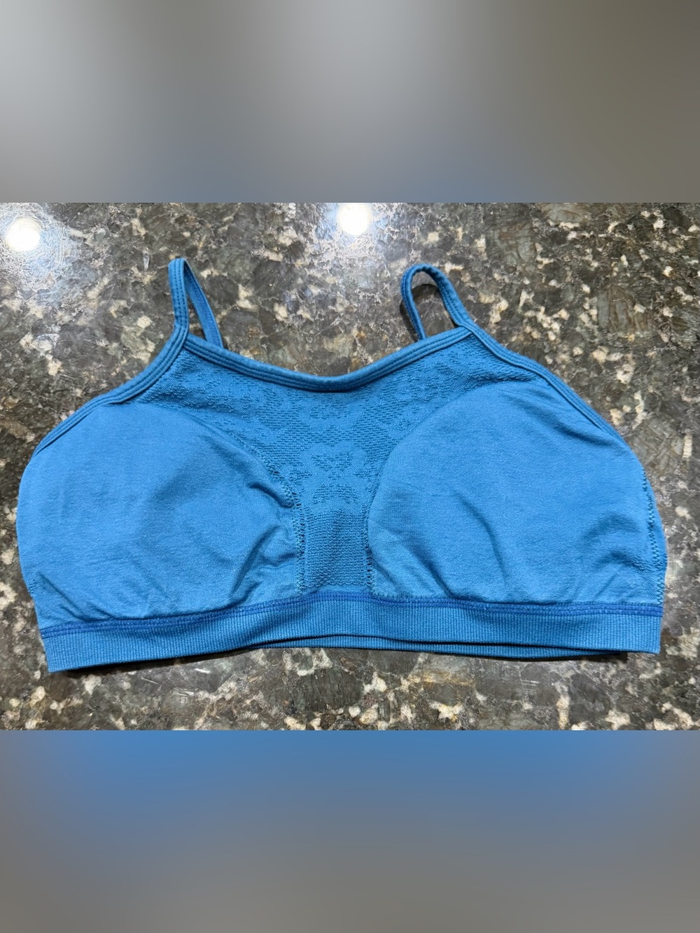 Fabletics Teal Blue Sports 💙 Bra Size M 💙